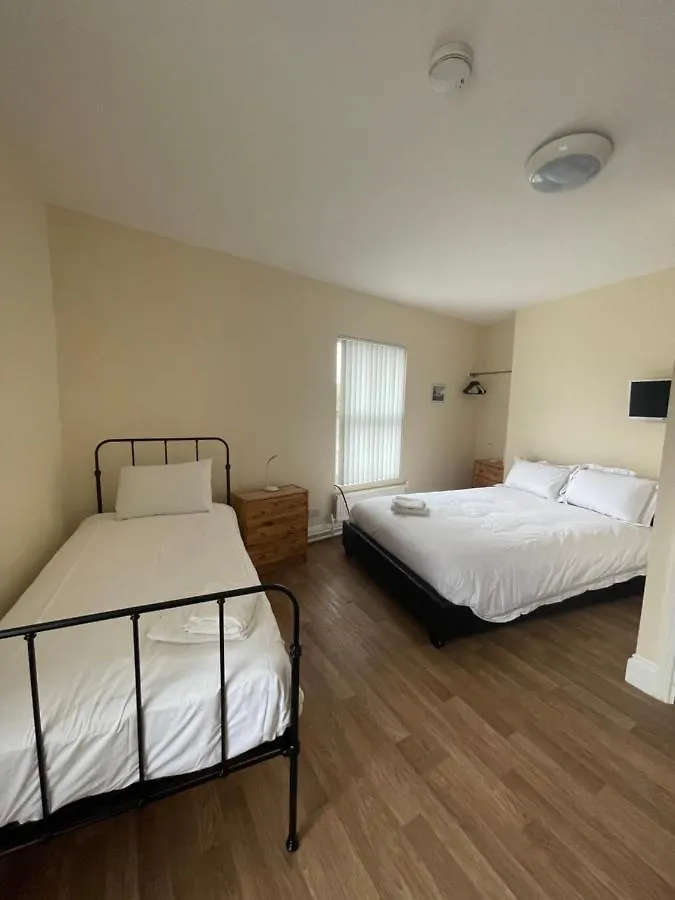 Mersey View Hotel & Pub Hale  3*, Hale (Merseyside)